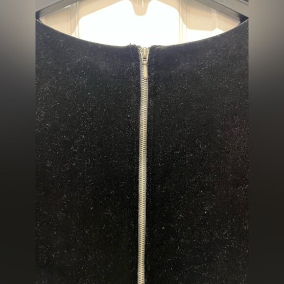 Twik Velvet Short Sleeve Top with Back Zipper Size L Soft Glam - Picture 4 of 5